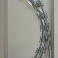 Friedhelm-Wolfrat-Kapitalistischer-Realismus-BS-NO-1-2019-Casani-Koerper-weisslackiert-9-x-30-x-9-cm